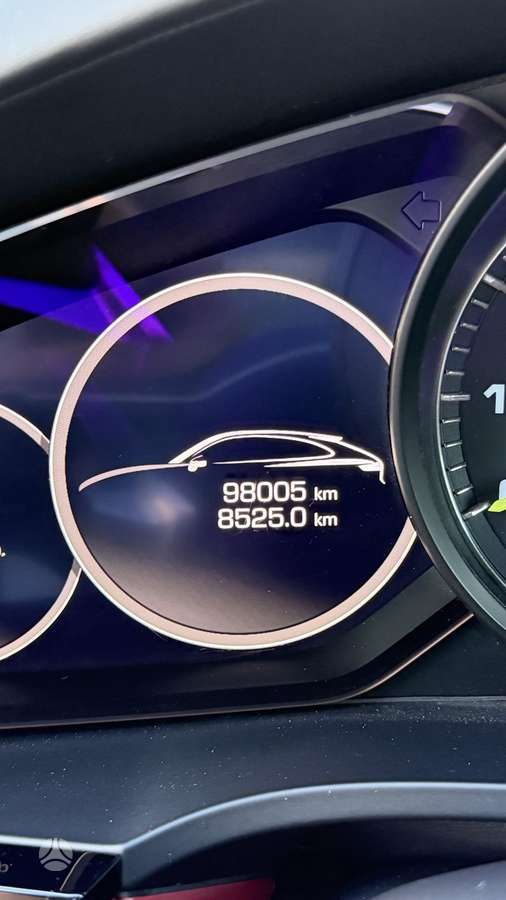 Porsche Cayenne Coupe - 8