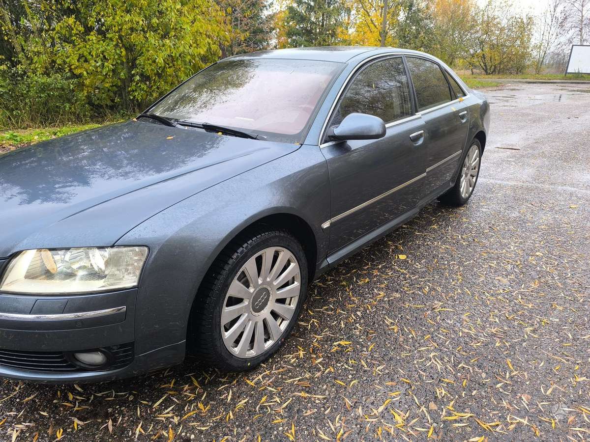 Audi A8, 4.1 l., saloon / sedan