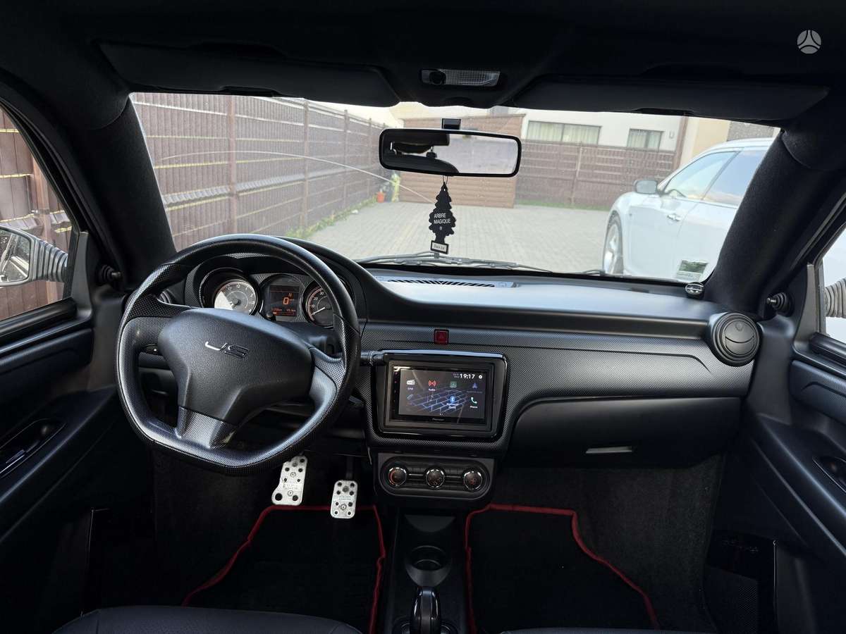 Ligier JS50, 0.5 l., Хэтчбек