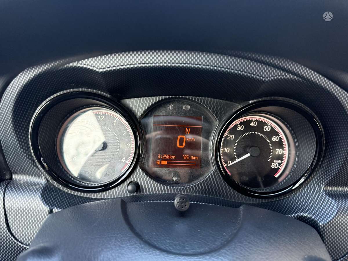 Ligier JS50, 0.5 l., hatchback