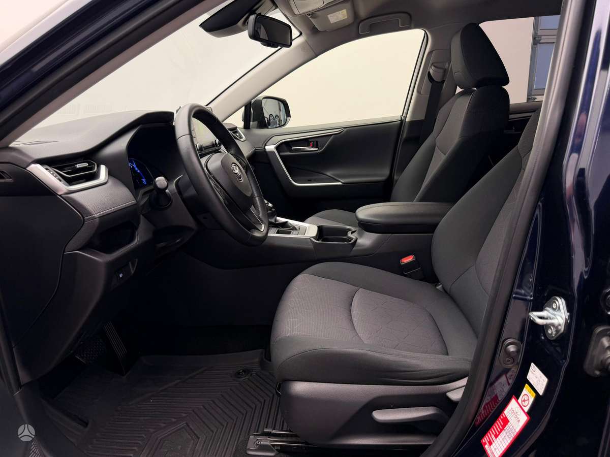 Toyota RAV4 - 9
