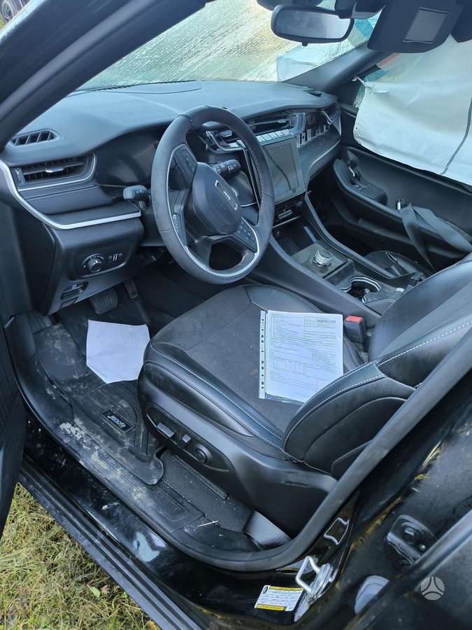 Jeep Grand Cherokee 6k mylių