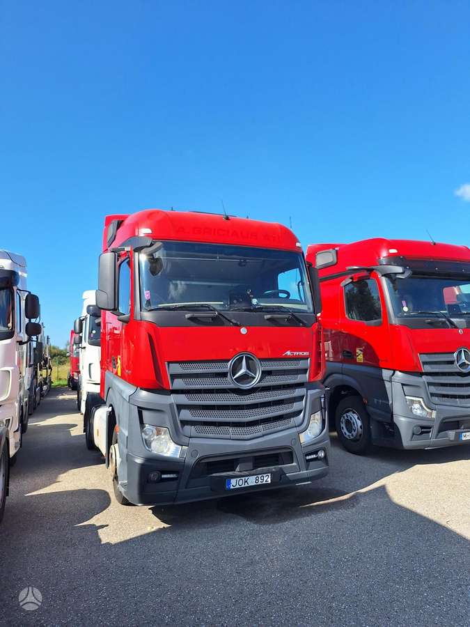 Mercedes-Benz ACTROS 963, double sleeper