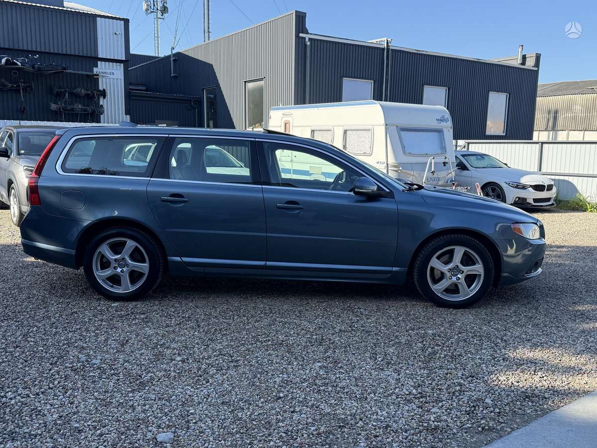 Volvo V70, 2.4 l., Универсал