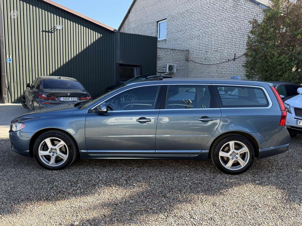 Volvo V70, 2.4 l., Универсал