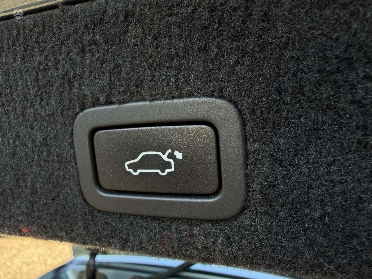 Volvo V70, 2.4 l., universalas