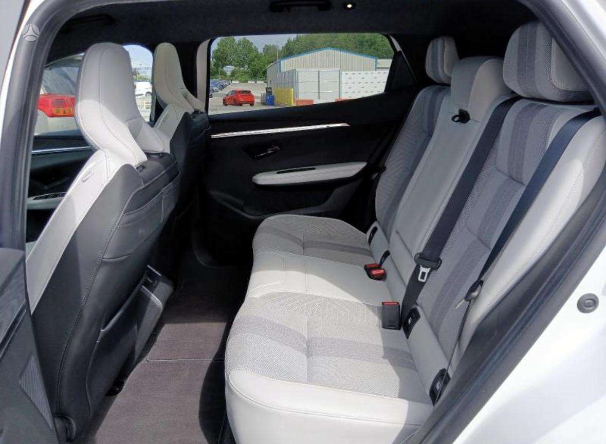 Renault Scenic E-Tech dalimis. Dalimis