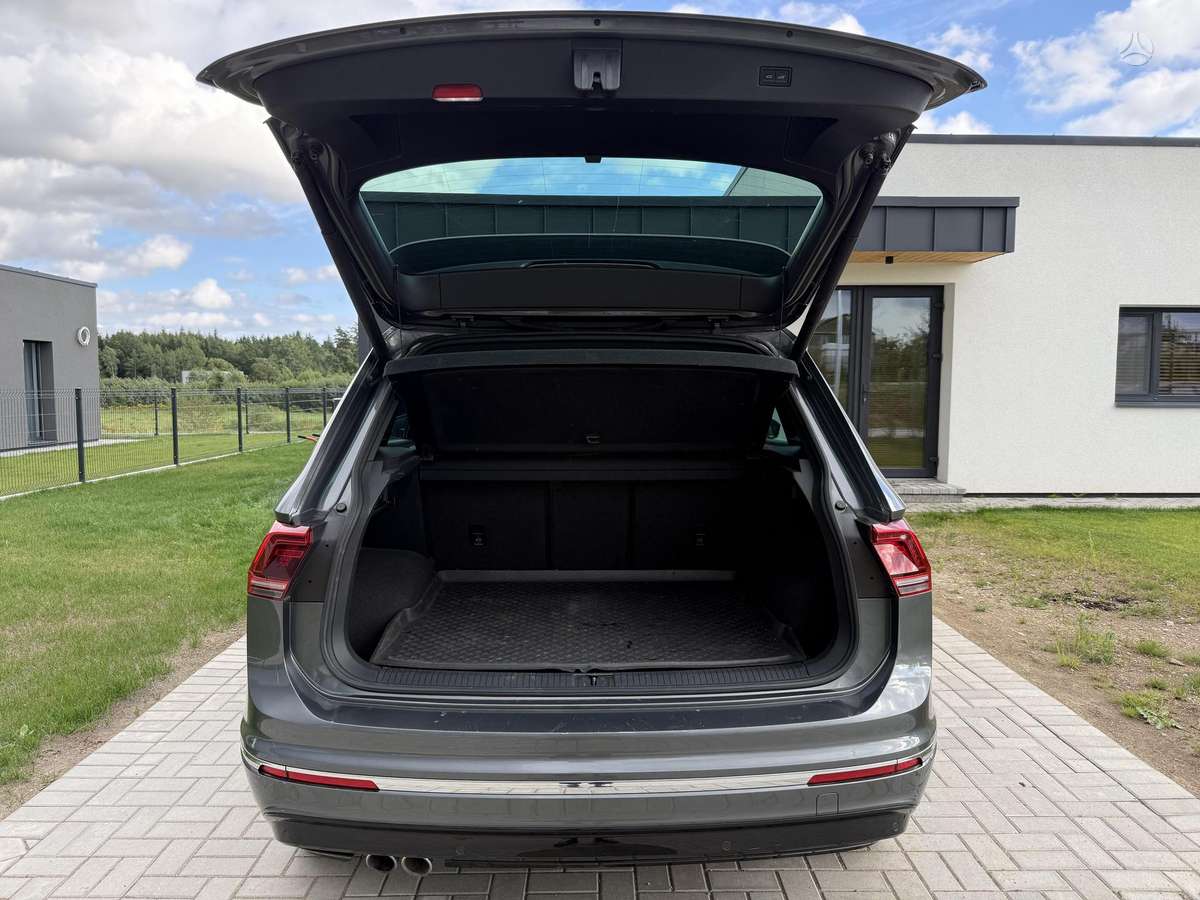 Volkswagen Tiguan - 7