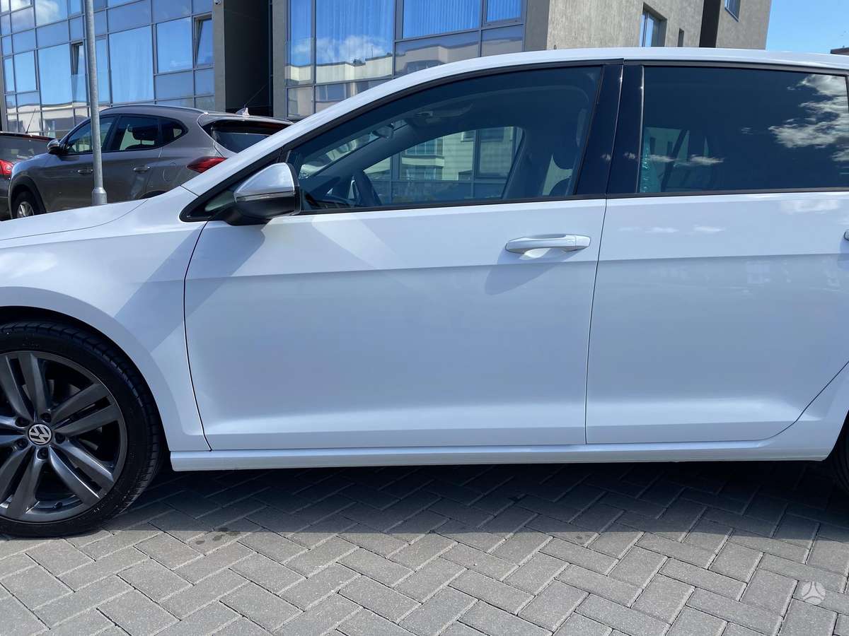Volkswagen Golf - 4
