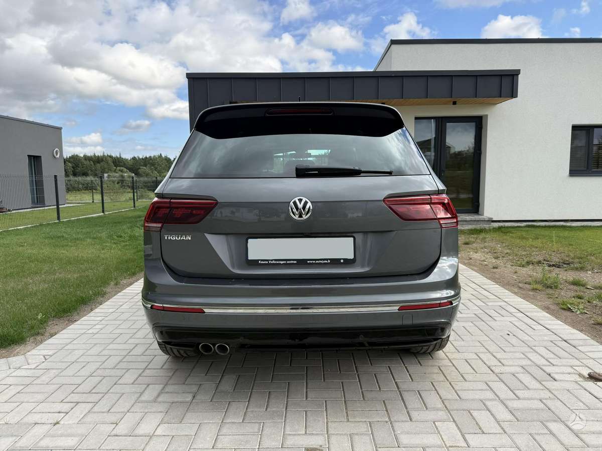 Volkswagen Tiguan - 5