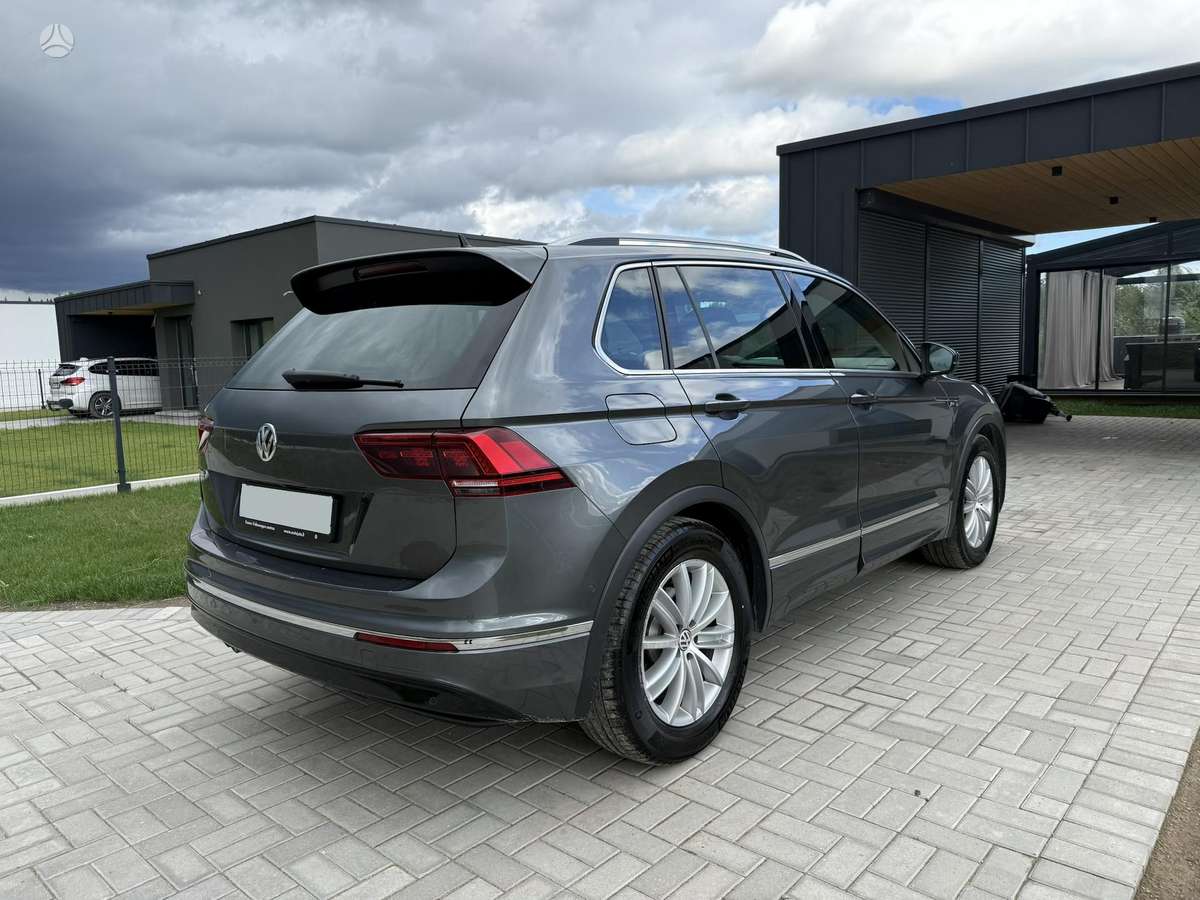 Volkswagen Tiguan - 6