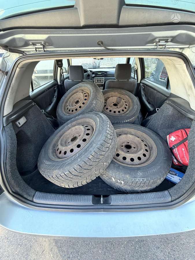 Toyota Corolla, 2.0 l., hatchback