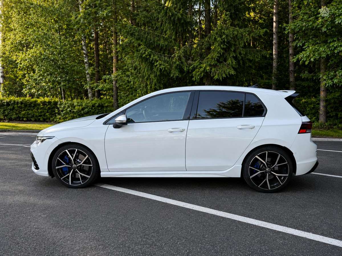 Volkswagen Golf - 7