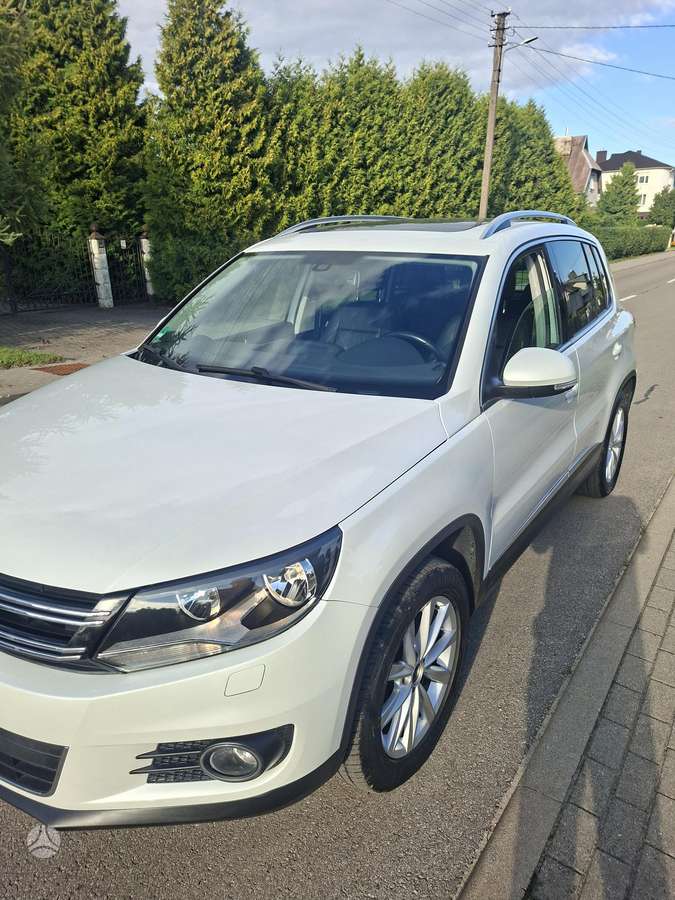 Volkswagen Tiguan - 2