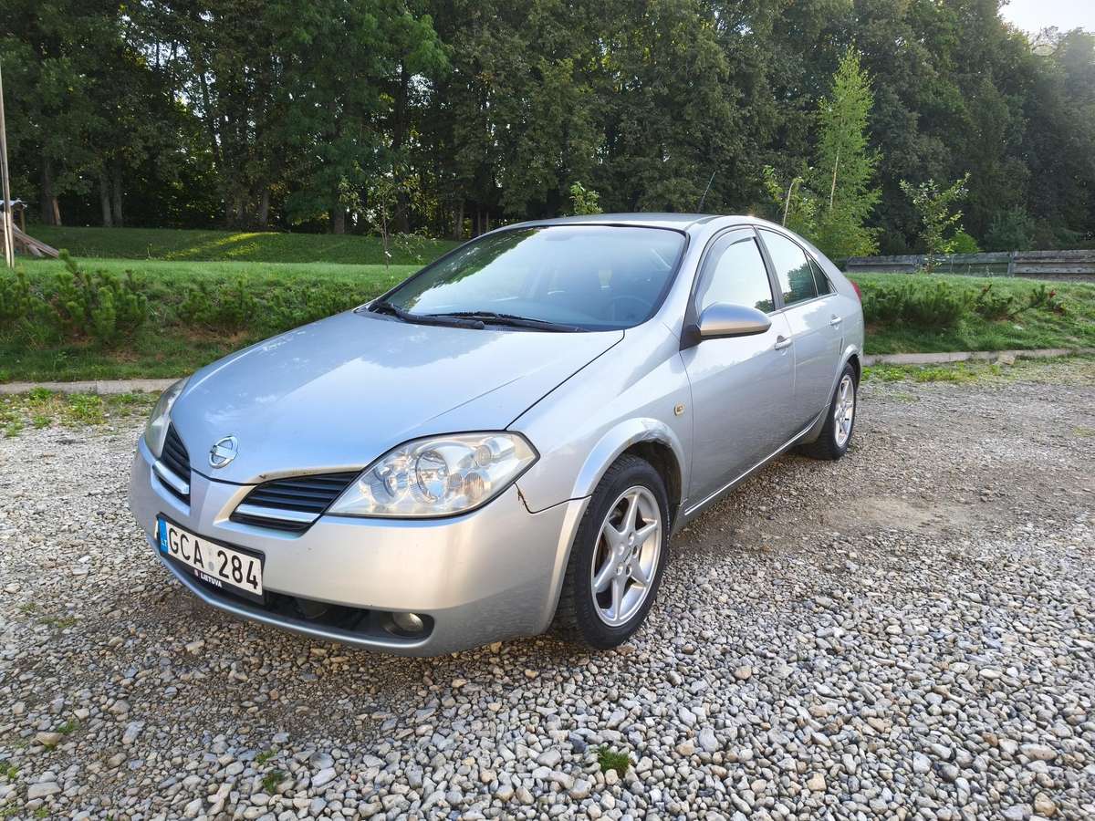 Nissan Primera, 2.2 l., hatchback