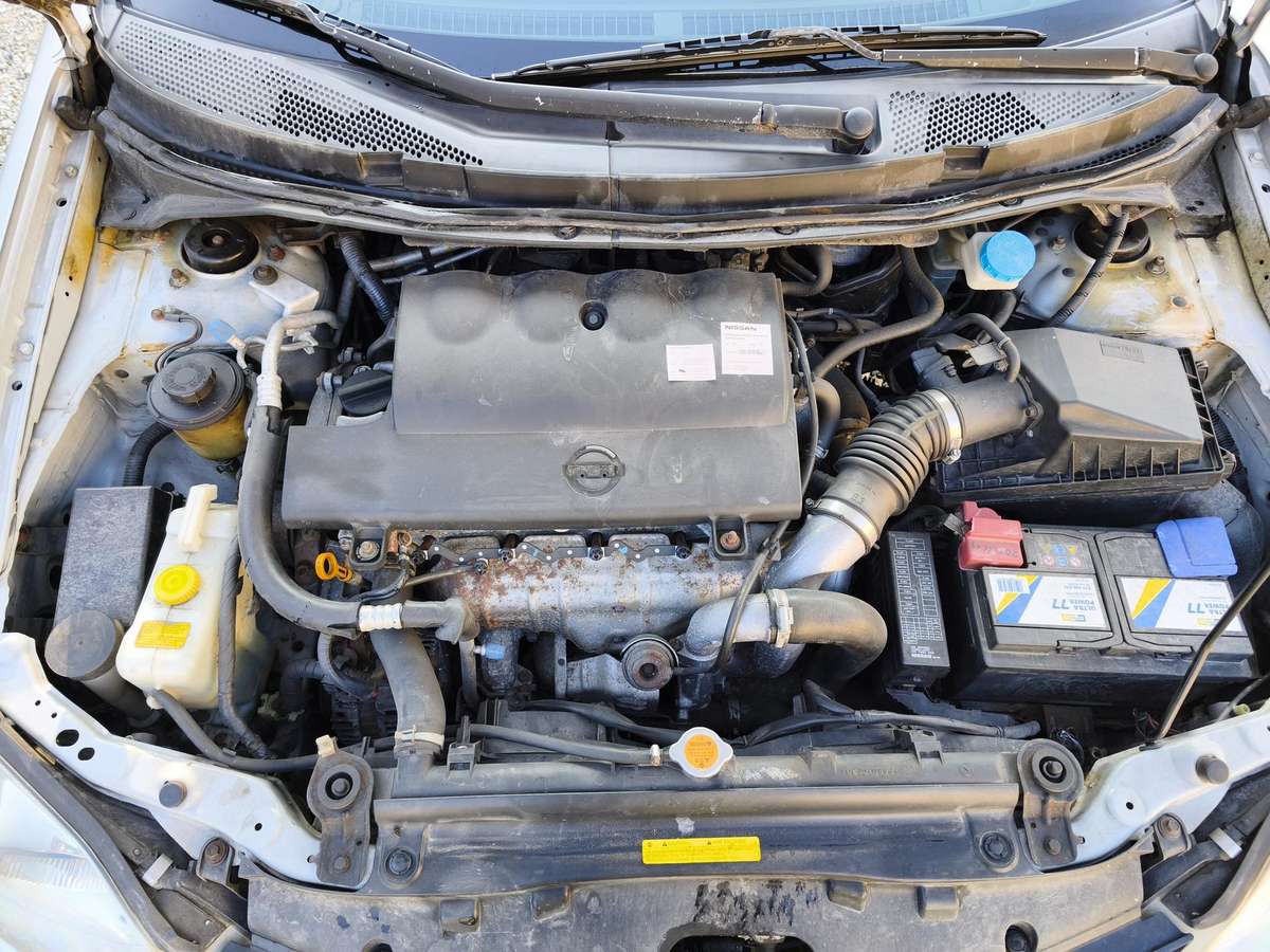 Nissan Primera, 2.2 l., hatchback