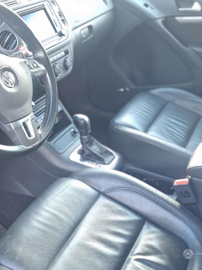 Volkswagen Tiguan - 6
