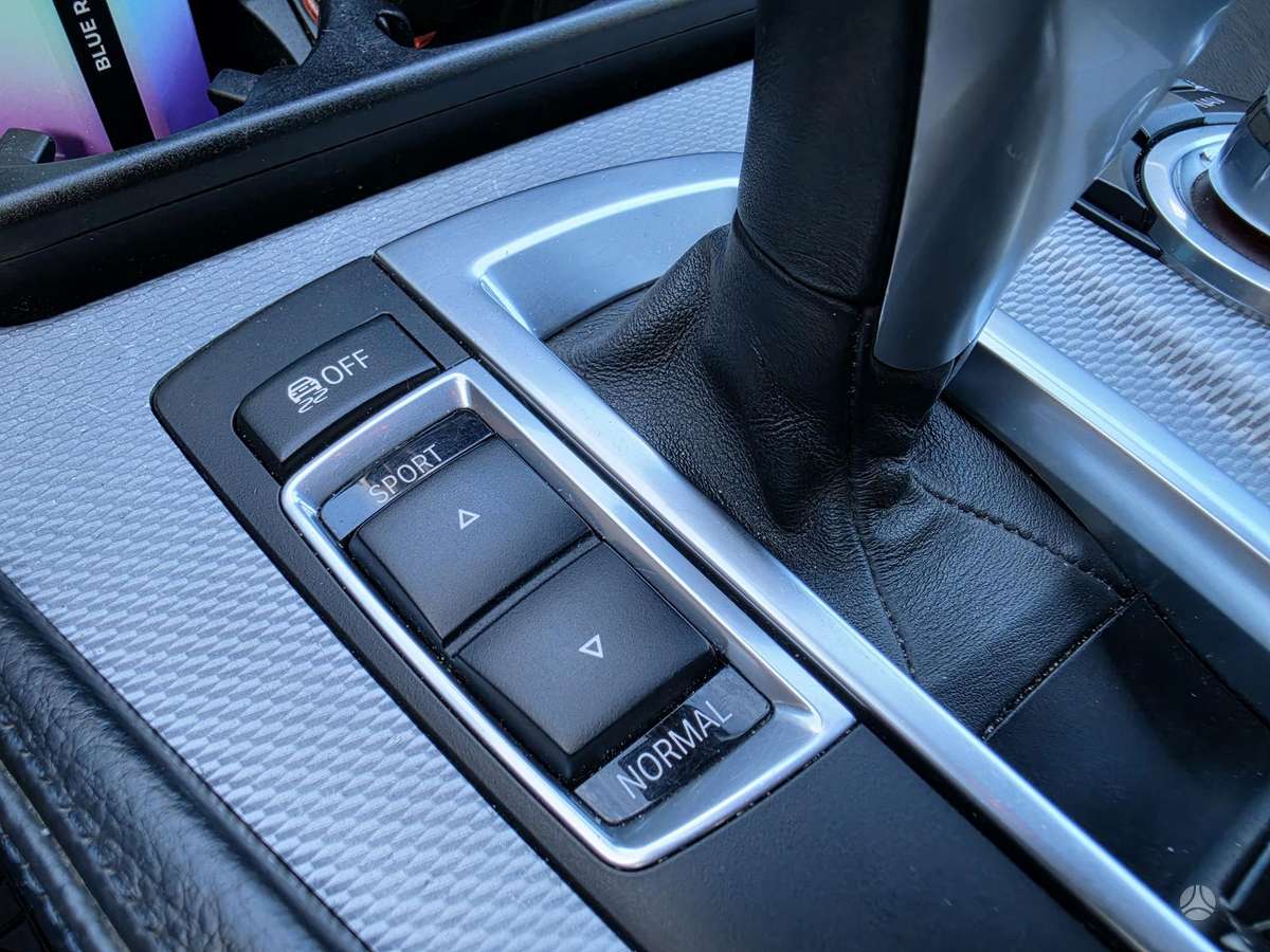 BMW 520, 2.0 l., Седан