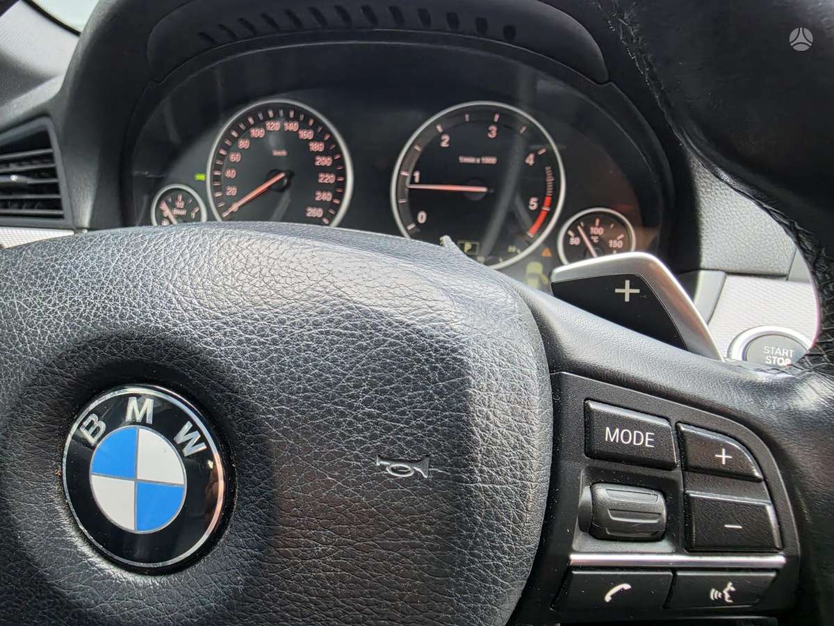 BMW 520, 2.0 l., Седан