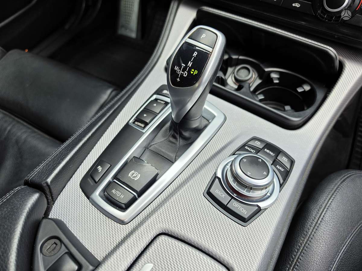BMW 520, 2.0 l., Седан