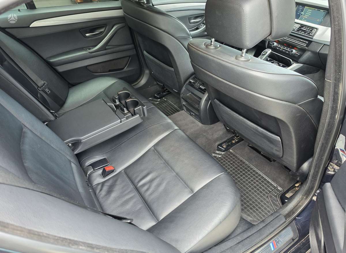 BMW 520, 2.0 l., Седан