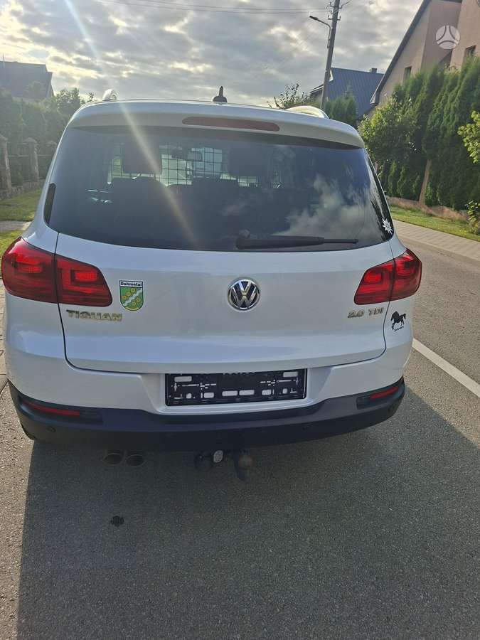 Volkswagen Tiguan - 9