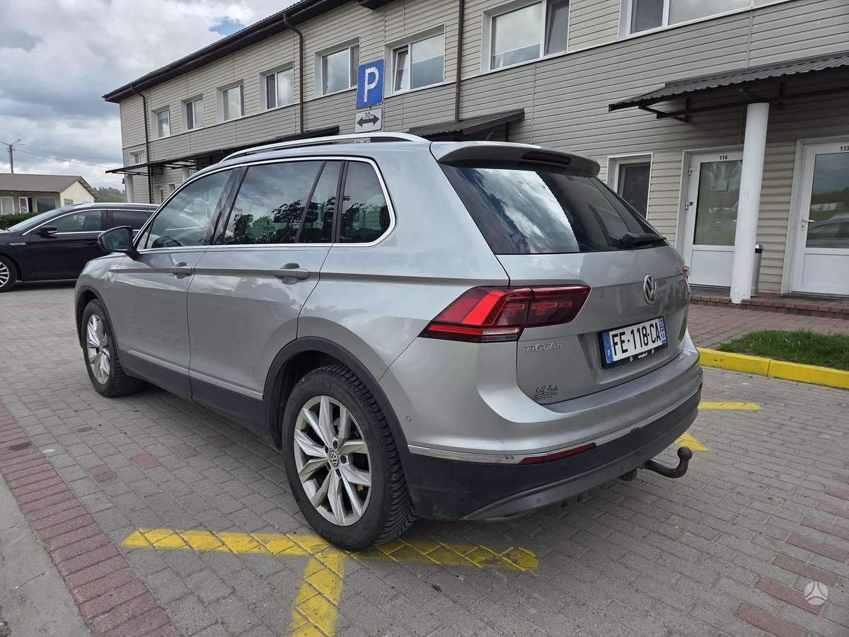 Volkswagen Tiguan - 6