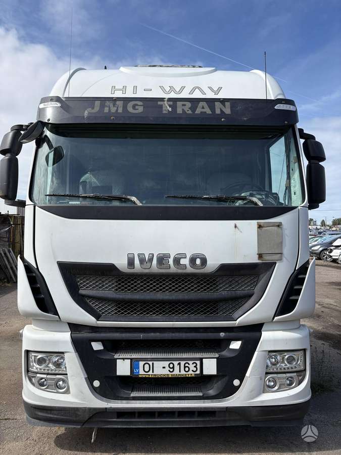 Iveco AS440T/P, double sleeper