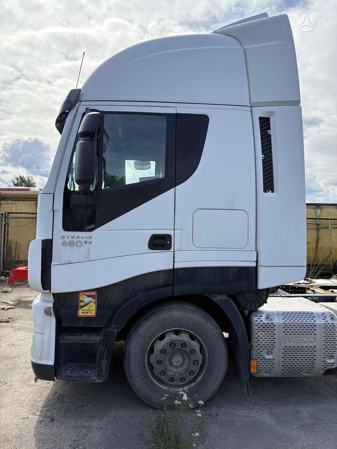 Iveco AS440T/P, 2 miegamosios vietos