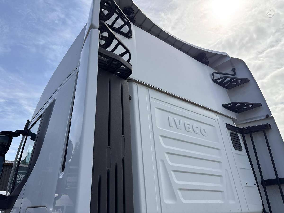 Iveco AS440T/P, 2 miegamosios vietos