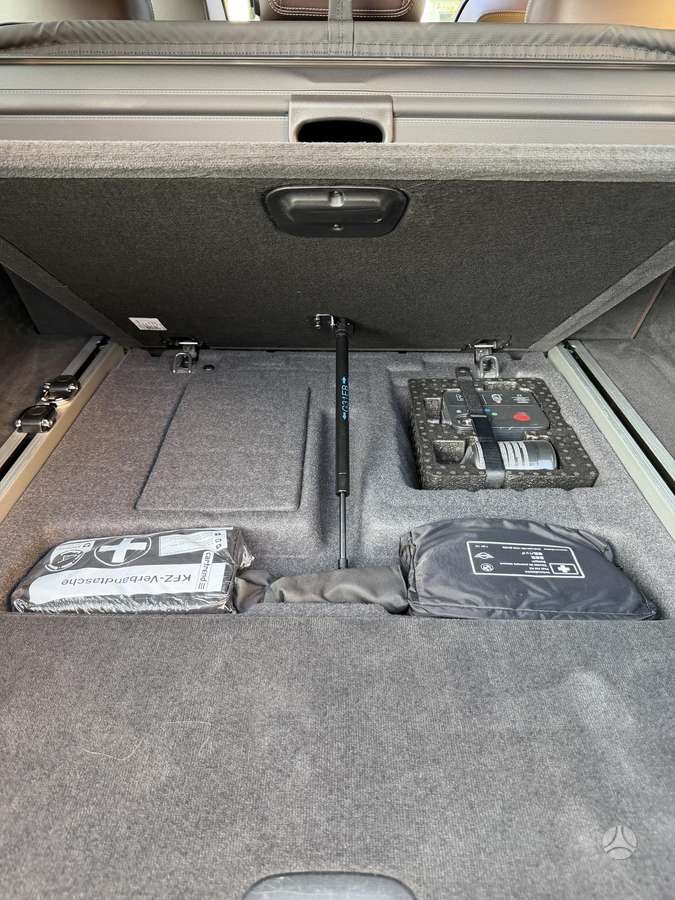 BMW 540, Универсал
