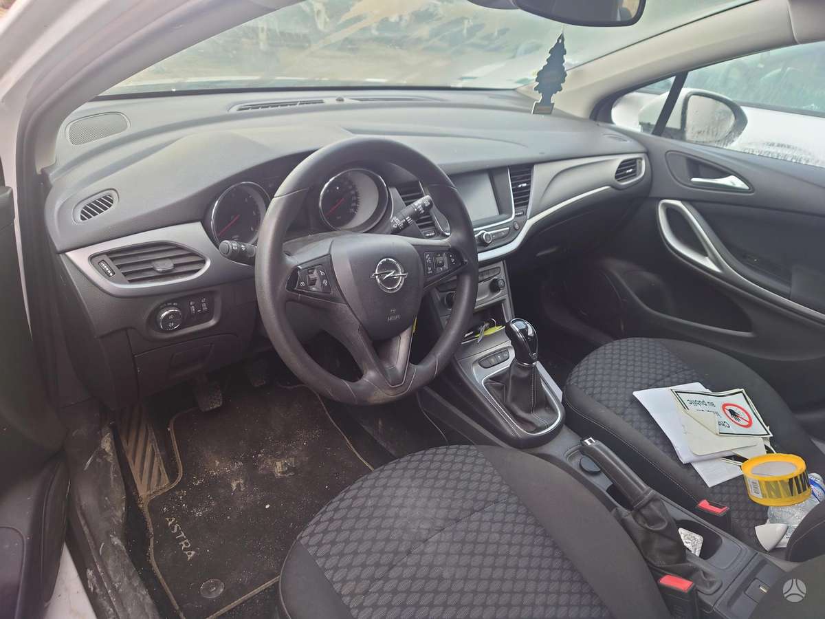 Opel Astra for parts