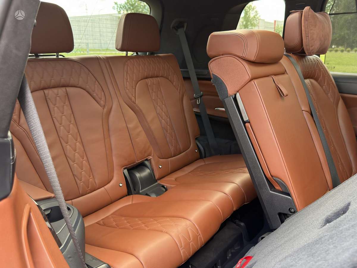 BMW X7, Внедорожник / Кроссовер