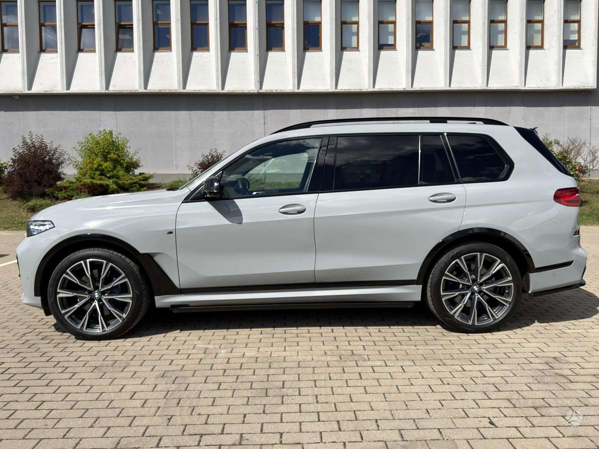 BMW X7, Внедорожник / Кроссовер