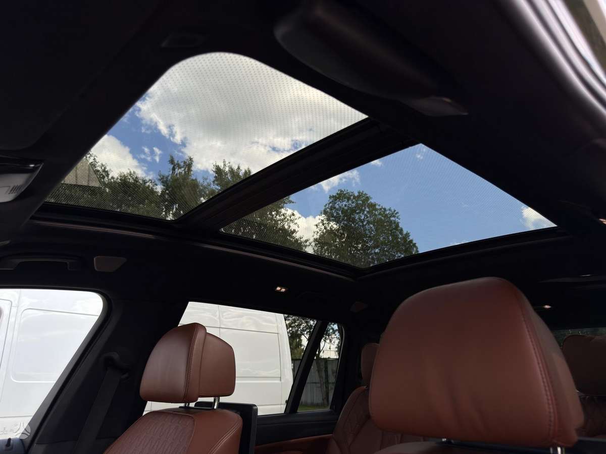BMW X7, Внедорожник / Кроссовер