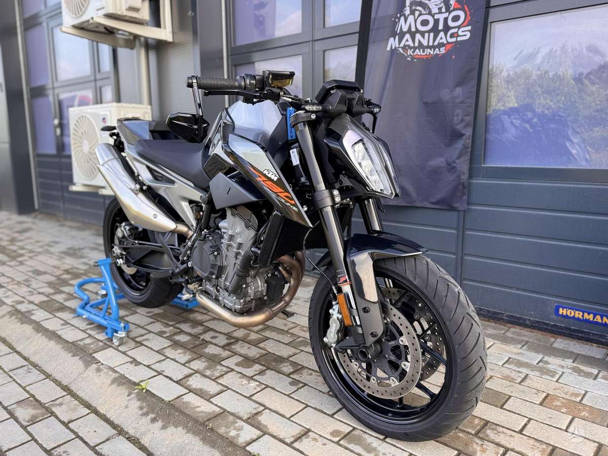 KTM Duke 799cc, street / classic