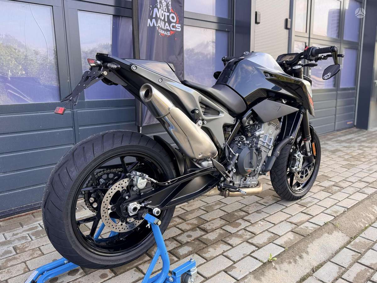 KTM Duke 799cc, street / classic