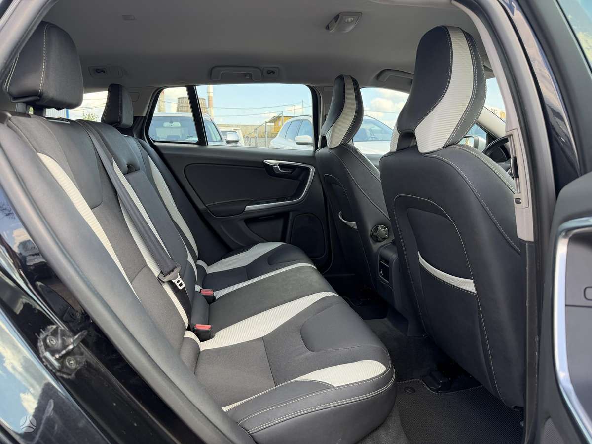Volvo V60, 2.0 l., wagon