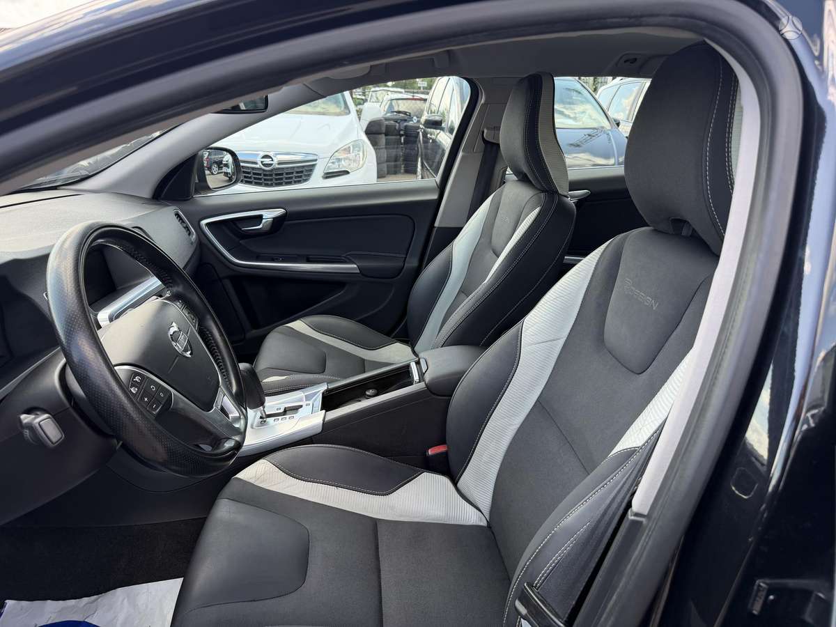 Volvo V60, 2.0 l., wagon