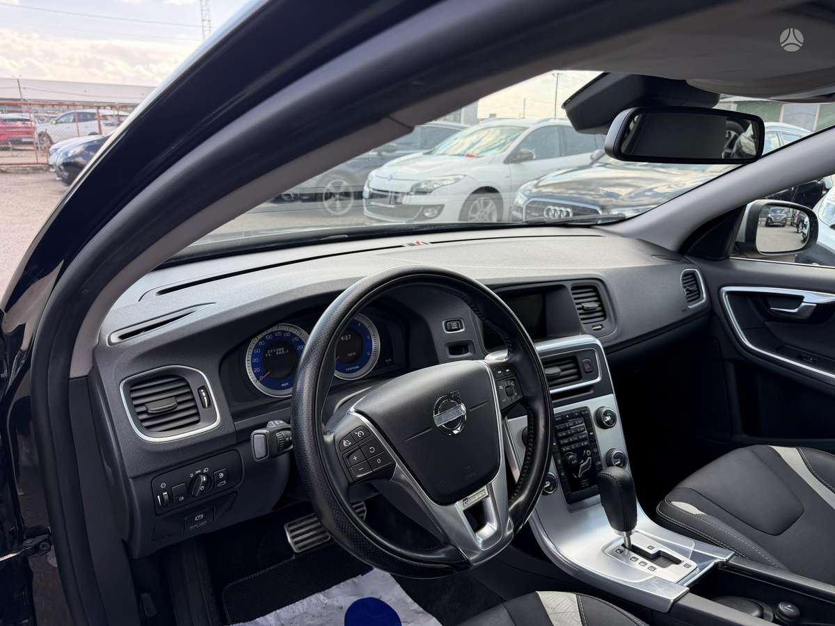 Volvo V60, 2.0 l., Универсал