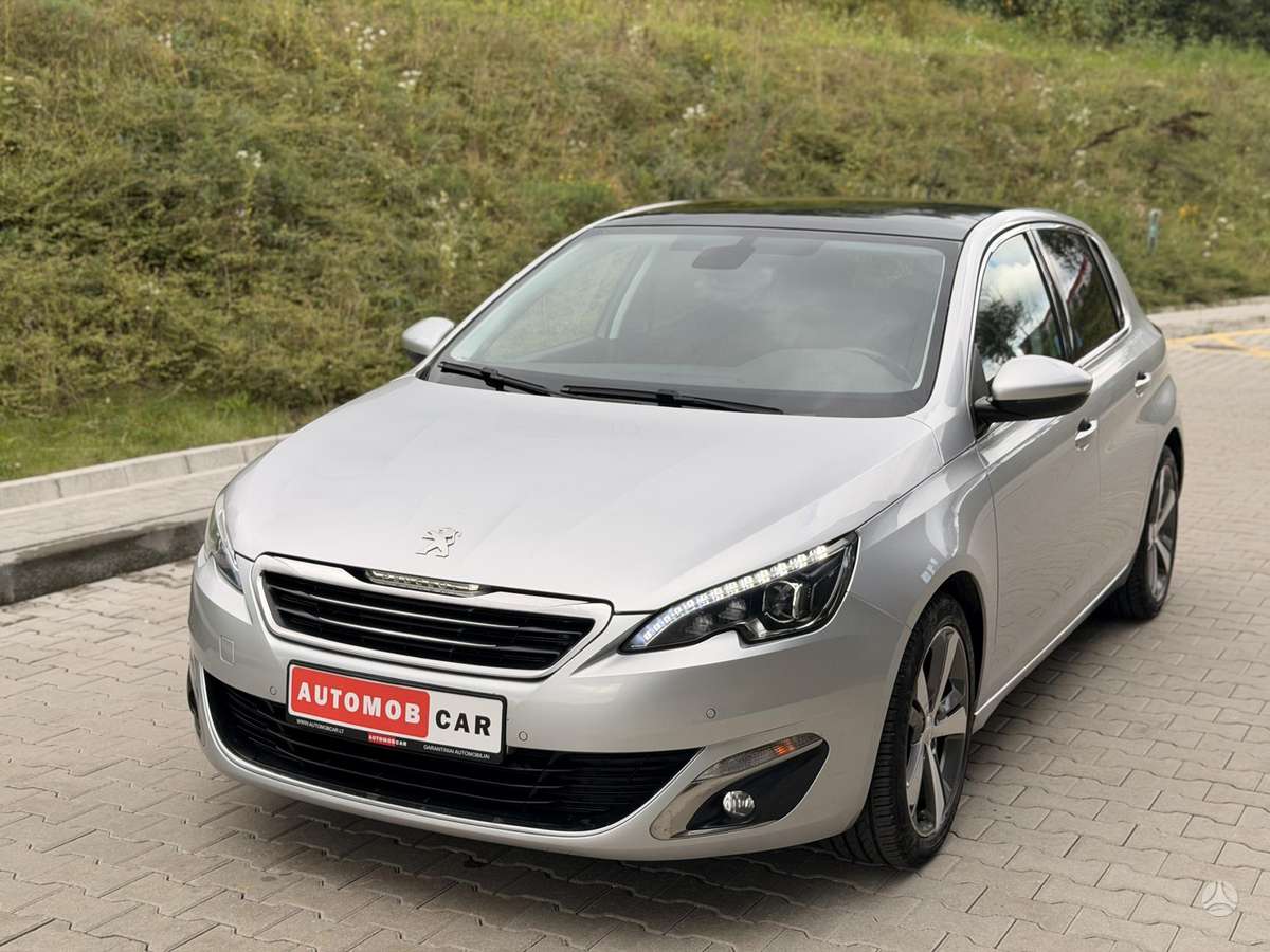 Peugeot 308, 1.2 l., hatchback