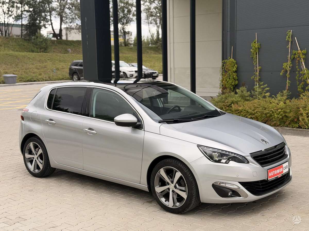 Peugeot 308, 1.2 l., hatchback