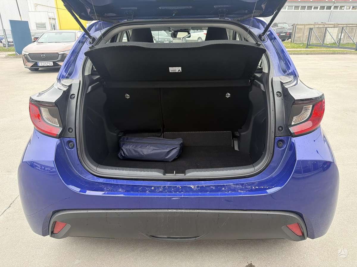 Mazda 2, 1.5 l., hatchback