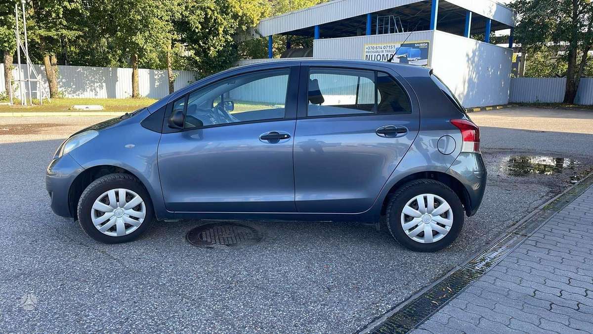 Toyota Yaris - 9