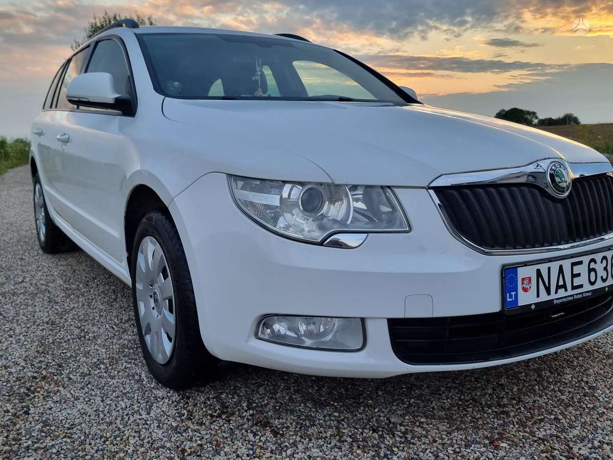 Škoda Superb - 2