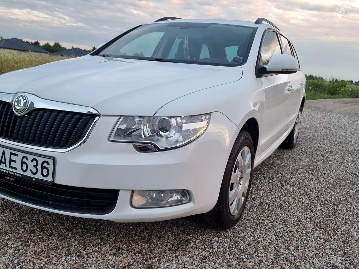 Škoda Superb - 4