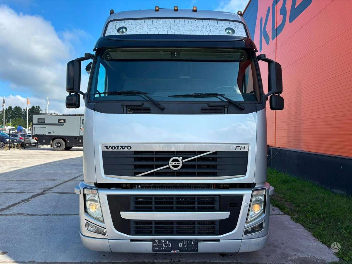 Volvo FH 400 4x2, single sleeper