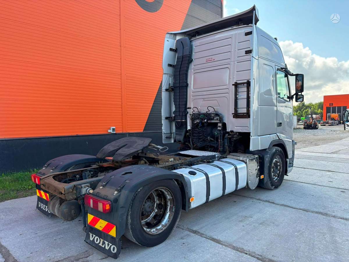 Volvo FH 400 4x2, single sleeper