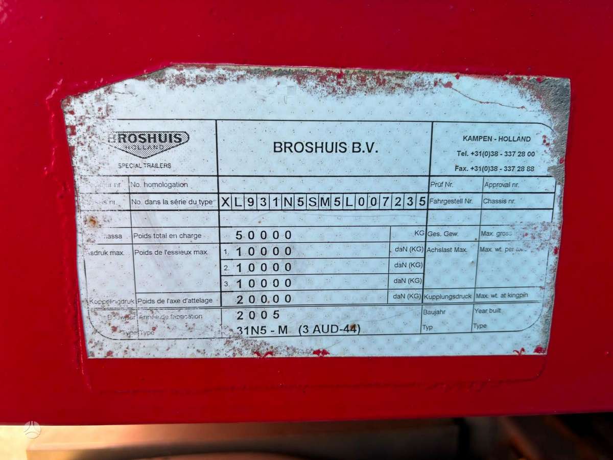 Broshuis 3AUD-44, kita
