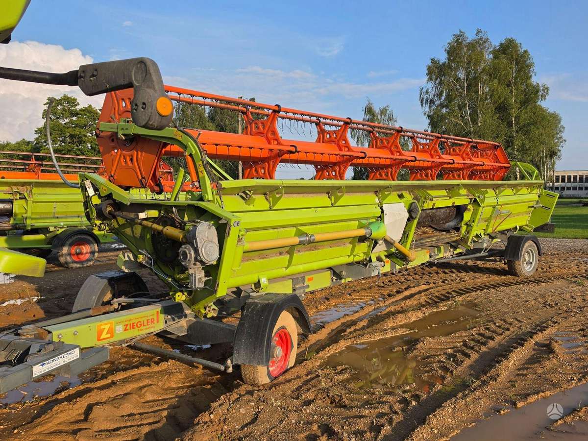 Claas Lexion 770TT, kombainai